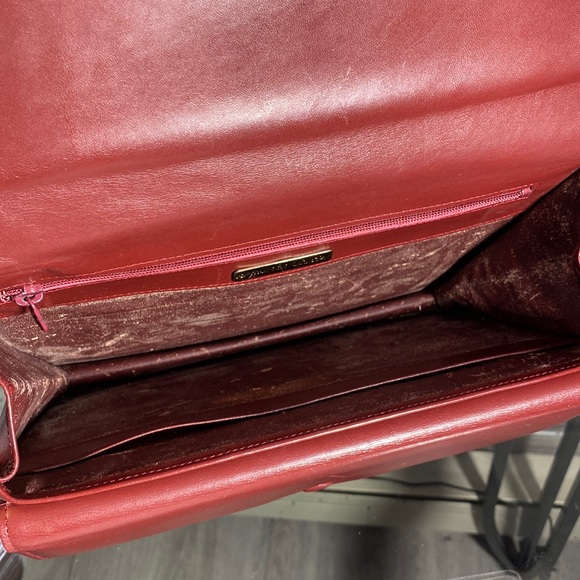 Authentic Cartier MustLine Bordeaux Leather Shoulder Bag - Picture 13 of 17